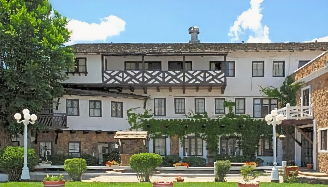 Hotel El Rancho