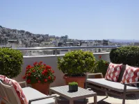 Athens Zafolia Hotel - Bergblick