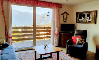 Studio for 2-4 Guests with Balcony and Panorama View