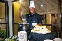 Highlander Hotel & Apartments - breakfast