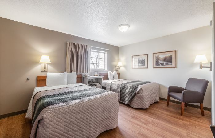 HomeTowne Studios & Suites Charlotte - Concord