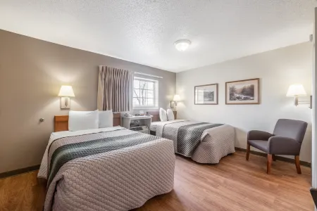 HomeTowne Studios & Suites Charlotte - Concord