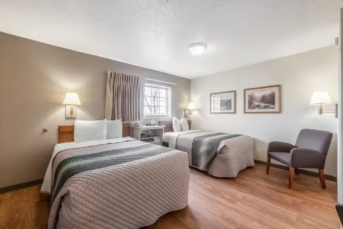 HomeTowne Studios & Suites Charlotte - Concord
