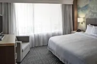 Courtyard Toronto Downtown Hotels near Masjid Toronto