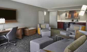 Courtyard by Marriott Toronto Airport