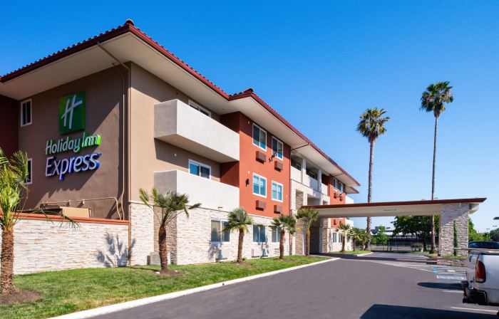 Holiday Inn Express SANTA ROSA NORTH by IHG