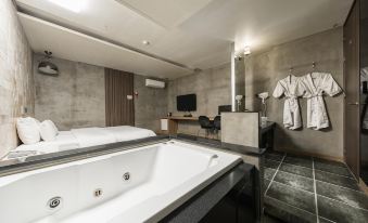 Chungju the Inners Hotel