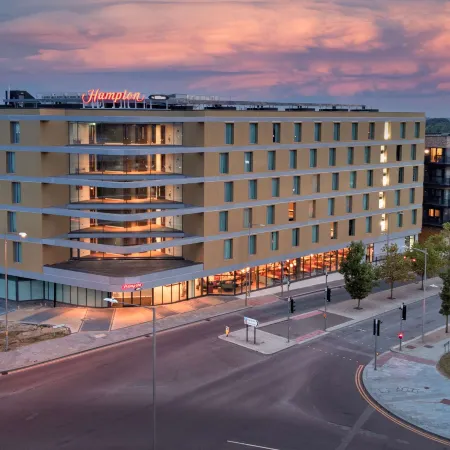 Hampton by Hilton Ashford International