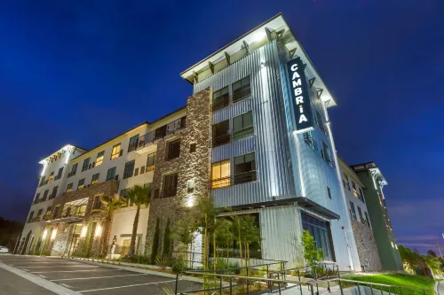 The Knoll Hotel Napa Valley, Tapestry by Hilton