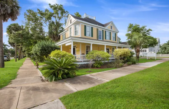 庫姆斯套房酒店-阿桑德連鎖酒店