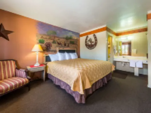 Americas Best Value Inn - Legend's Inn Hotels in Junction