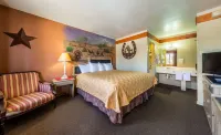 Americas Best Value Inn - Legend's Inn Hotels in Junction