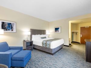 Baymont by Wyndham des Moines Airport