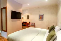 Woodstock Suite Hotels in 