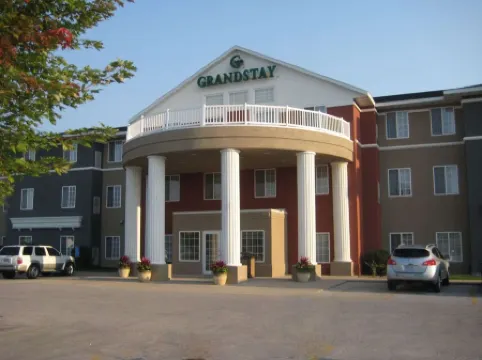 GrandStay Hotel & Suites Ames