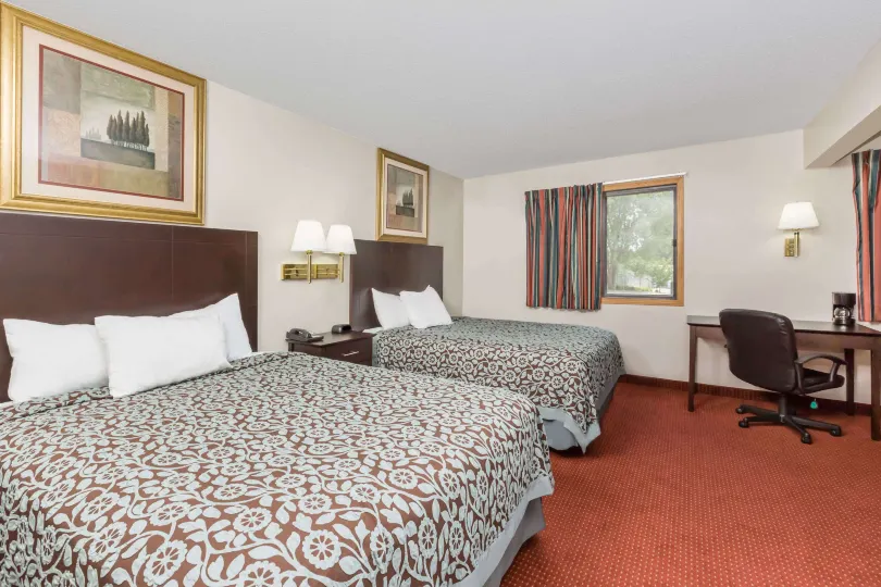 Days Inn & Suites by Wyndham des Moines Airport