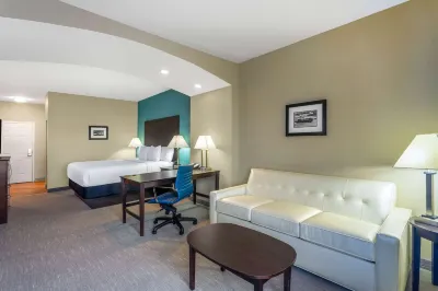 La Quinta Inn & Suites by Wyndham Sebring Hotel di Highlands County