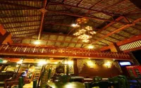 Irawadee Resort - bar
