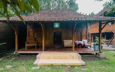 Garden Ethnic Room at Omah Limasan by Omah Bungah Photo