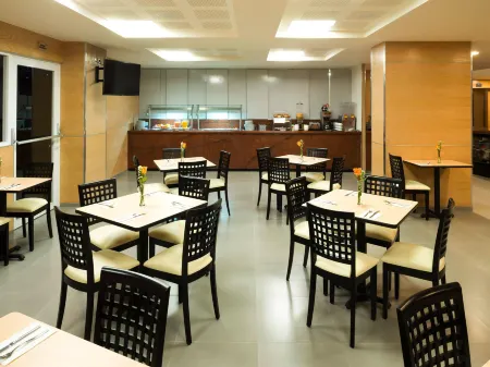 Hotel Misión Express Querétaro