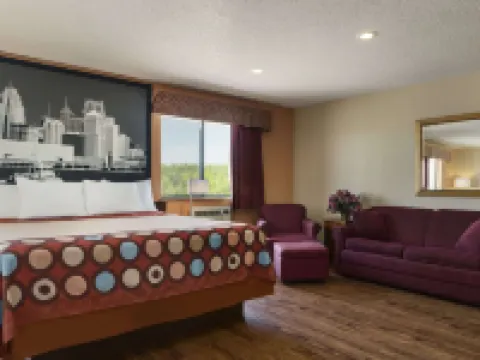 Super 8 by Wyndham Taylor/Detroit Area Hotels in Taylor