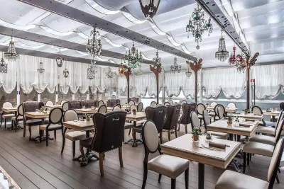 โรงแรมคาราเวล โรงแรมใน