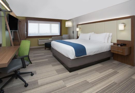 홀리데이 인 익스프레스 & 스위트 킹스턴-울스터 바이 IHG