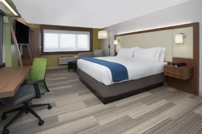Holiday Inn Express & Suites Kingston-Ulster Отели в г. Согертис
