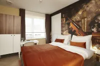 The Muse Amsterdam Hotel - balcony