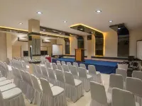 Wahana Inn Singkawang Hotels in Pasiran