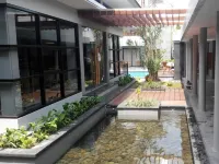 Grand Laguna Hotel & Villa Hotels in Colomadu