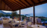 Iris Beach Hotel - Desayuno