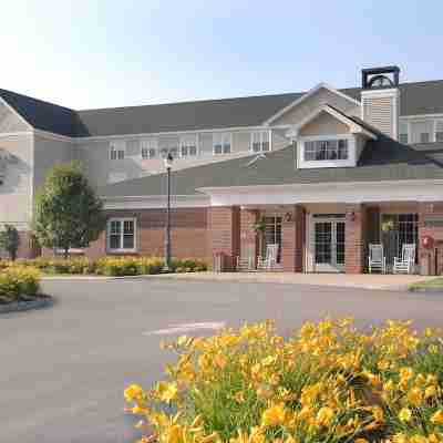 Homewood Suites by Hilton Manchester/Airport Hotel Exterior