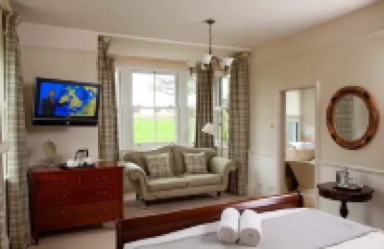 ブリソープ ハウス Eden Camp Modern History Theme Museum周辺のホテル