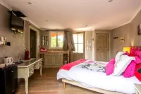 Les Jardins de l'Ermitage Hotels in Montagnac