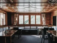 Hotel Adler Отели в г. Брегенц