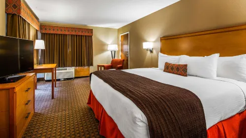 Best Western Plus Olympic Inn
