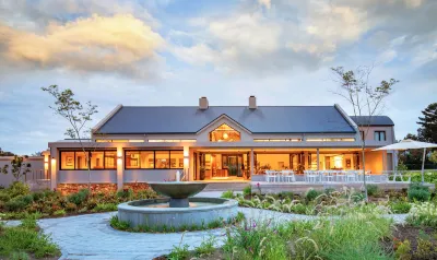 Knysna Hollow Country Estate Hoteles en Knysna Local Municipality