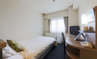 Plaza Hotel Toyota - Housity