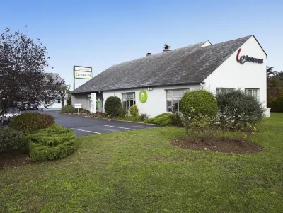Hotel Restaurant Campanile Morangis - Orly Hotels in Morangis