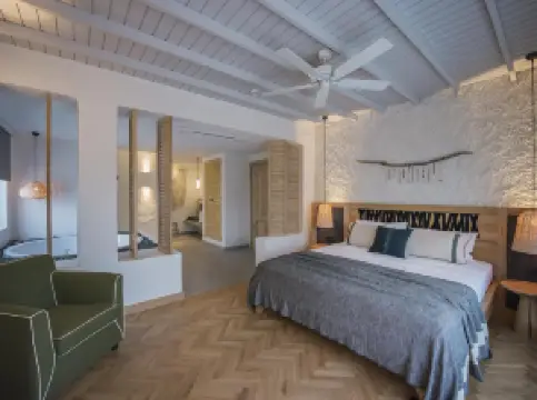 Yacht Boheme Hotel-Boutique Class