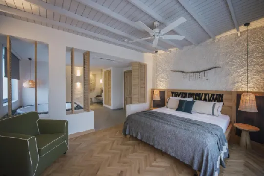 Yacht Boheme Hotel-Boutique Class