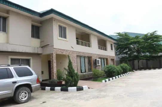 Fresh Spring Hotels & Towers