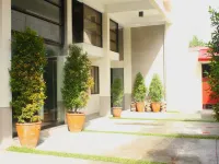 Le Beato Hotel-Style Residences Hotel di Marilao