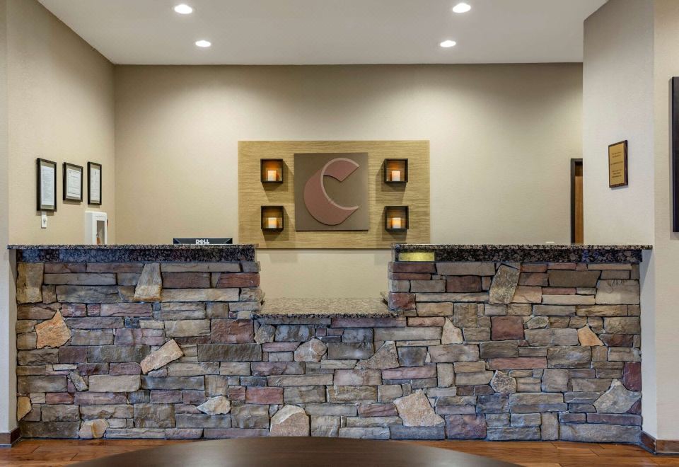 컴포트 인 & 스위트