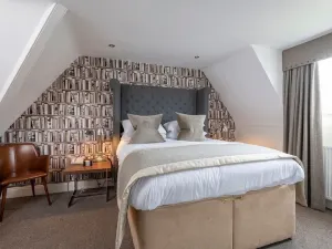 더 로바트 로흐 네스