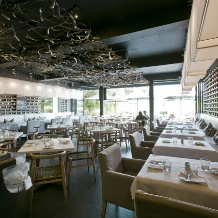 Steenberg Hotel & Spa Отели рядом с достопримечательностью «Пляж Мёйзенберг»