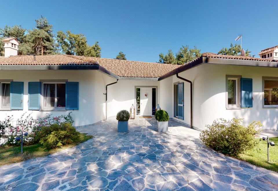 Il Laghetto, Residenza la Pinetina - Housity