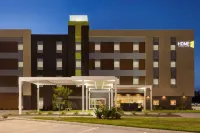 Home2 Suites by Hilton Houston Stafford Hotel dekat AMF Stafford Lanes