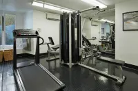 Ramada Plaza by Wyndham West Hollywood Hotel & Suites - Gym